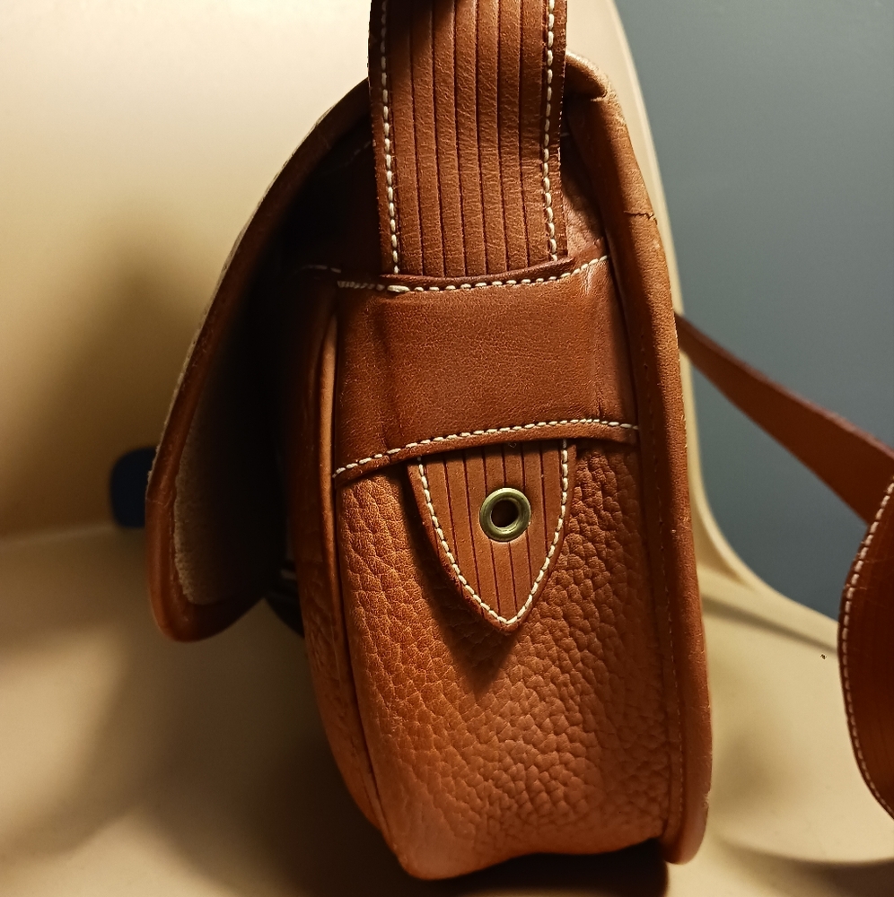 Vintage DOONEY & BOURKE Elegant Brown Leather Crossbody Bag - Picture 10 of 16